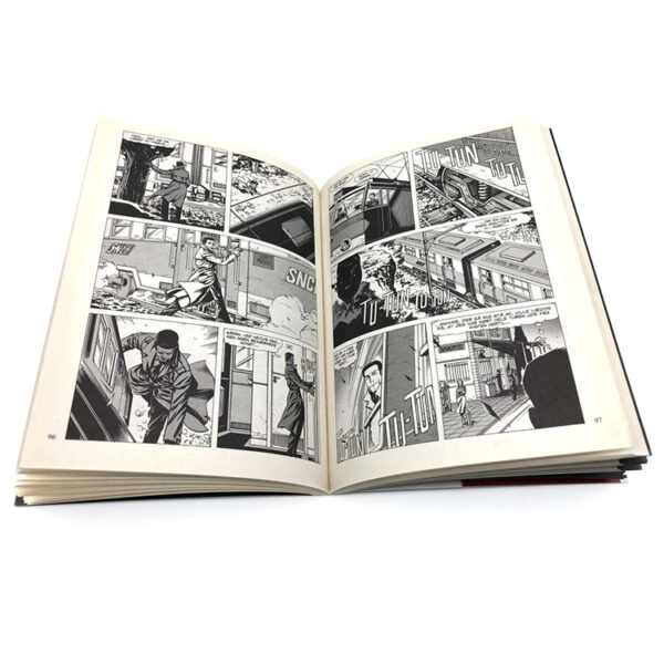 Monochrome Comic Paperback Printing with Full-Color Cover