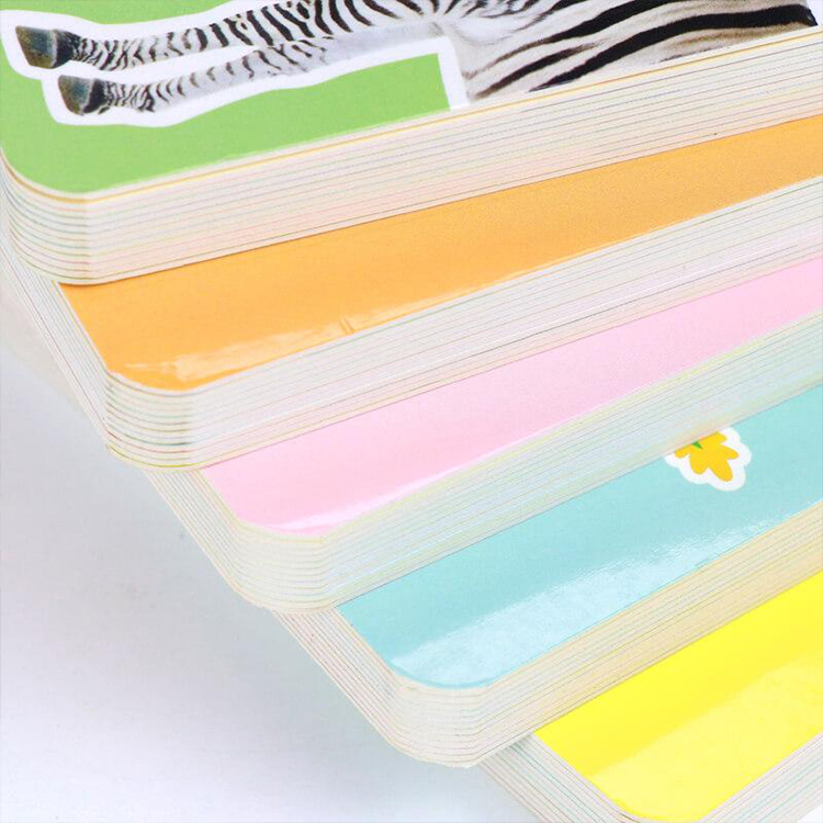 Come viene determinato lo spessore delle pagine dei libri cartonati